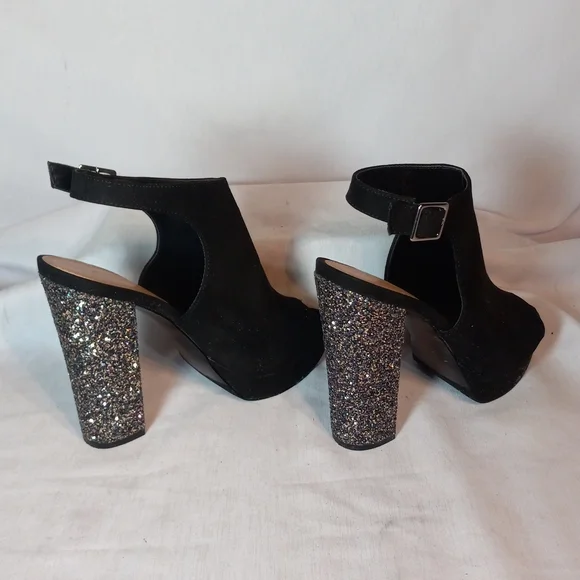 Charlotte Russe - Picture 3 of 5